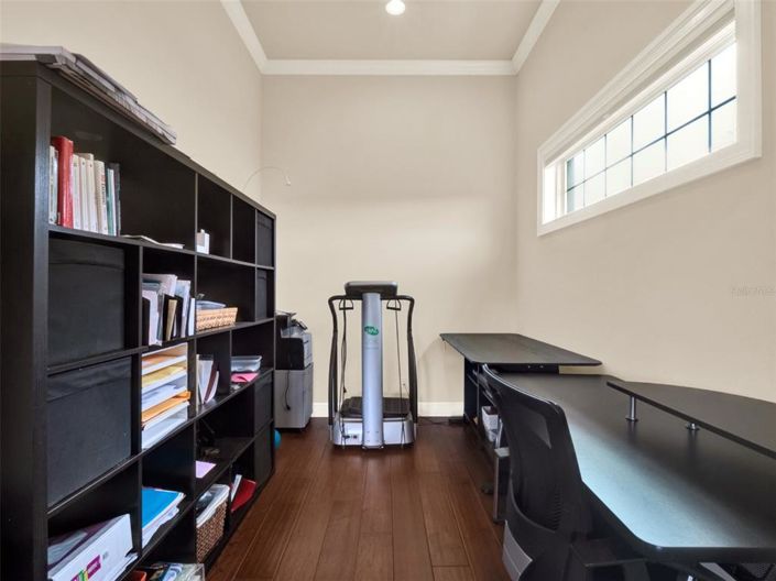 Image No.30-5 Bed House for sale