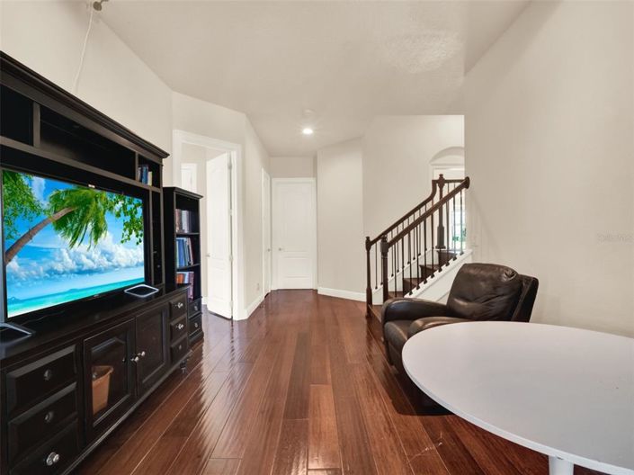 Image No.41-5 Bed House for sale