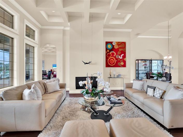 Image No.51-5 Bed House for sale