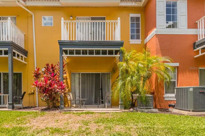 Image No.18-3 Bed Townhouse for sale