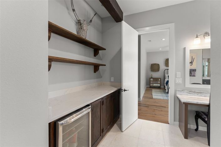 Image No.40-5 Bed House for sale