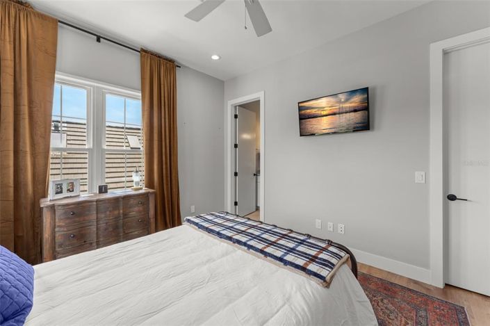 Image No.43-5 Bed House for sale