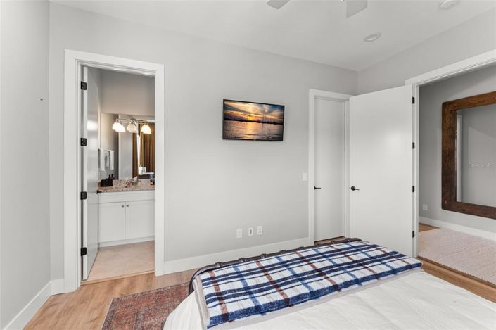 Image No.44-5 Bed House for sale