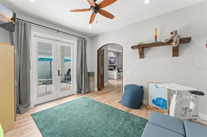 Image No.53-5 Bed House for sale