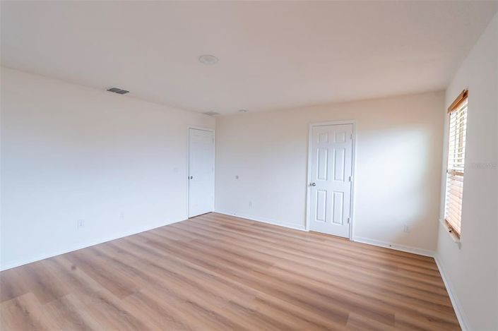 Image No.16-4 Bed House for sale