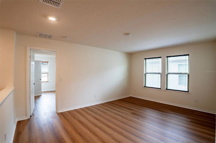 Image No.26-4 Bed House for sale