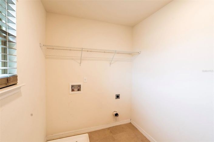 Image No.28-4 Bed House for sale