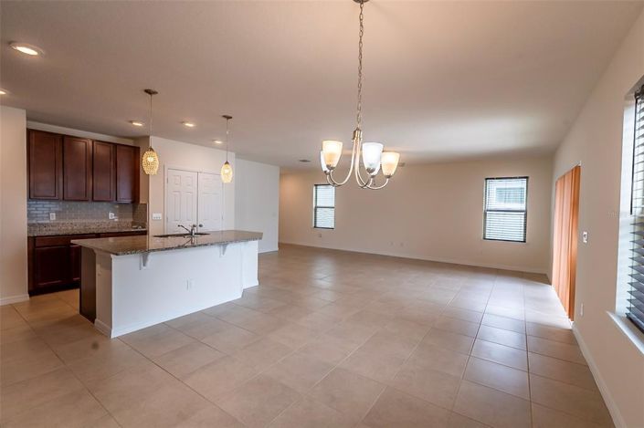 Image No.41-4 Bed House for sale