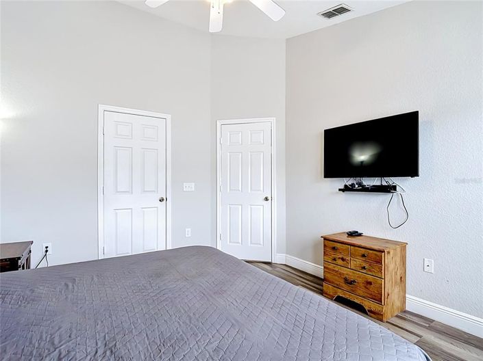 Image No.22-3 Bed Townhouse for sale