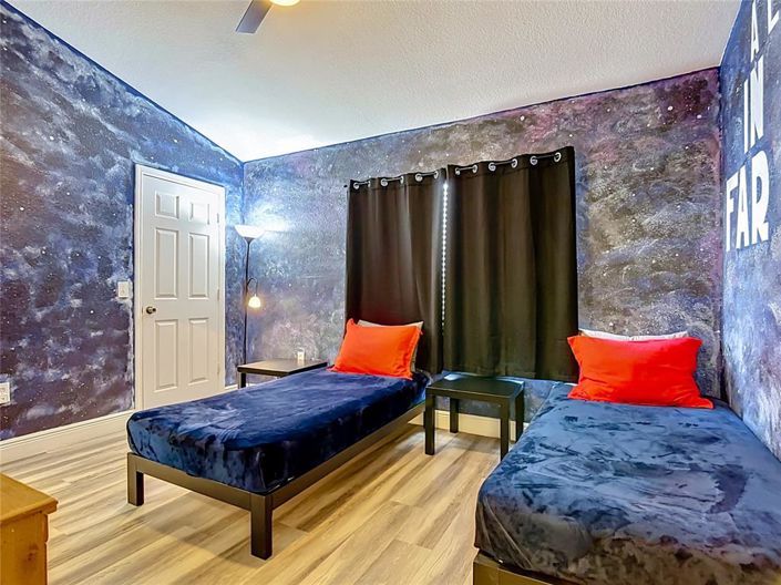 Image No.28-3 Bed Townhouse for sale