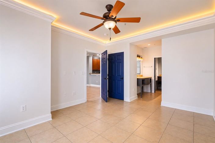 Image No.16-4 Bed Townhouse for sale