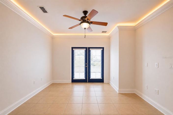 Image No.17-4 Bed Townhouse for sale