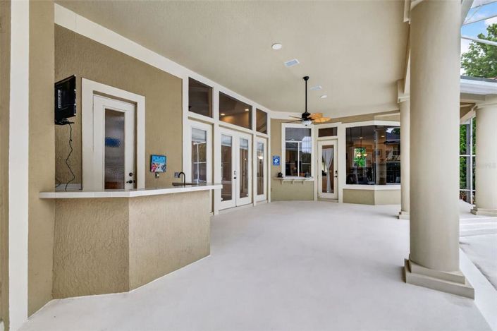 Image No.38-5 Bed House for sale