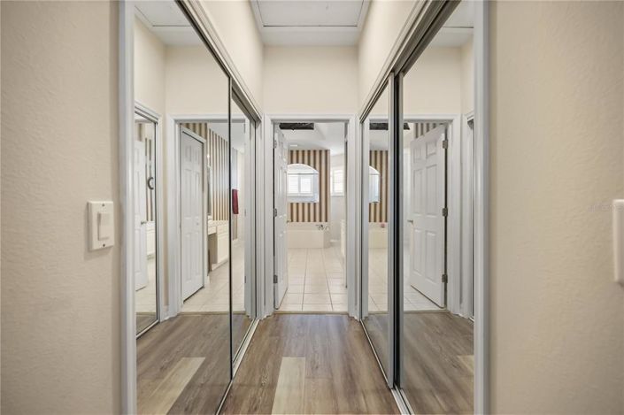 Image No.18-4 Bed House for sale