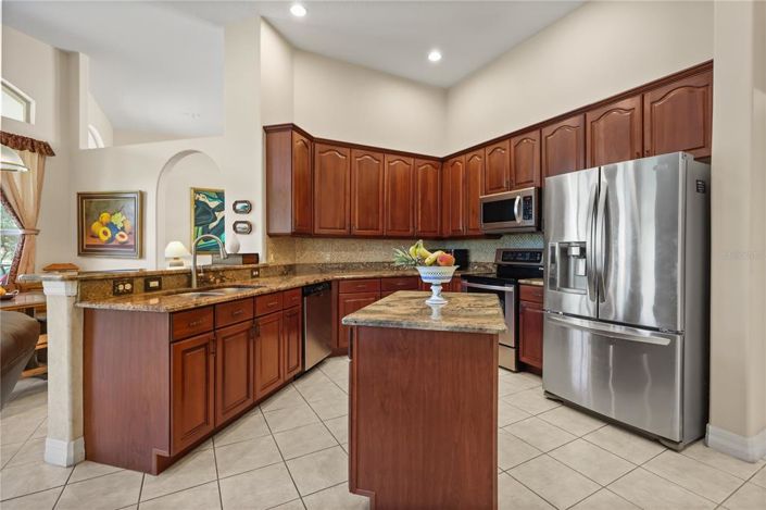 Image No.5-4 Bed House for sale