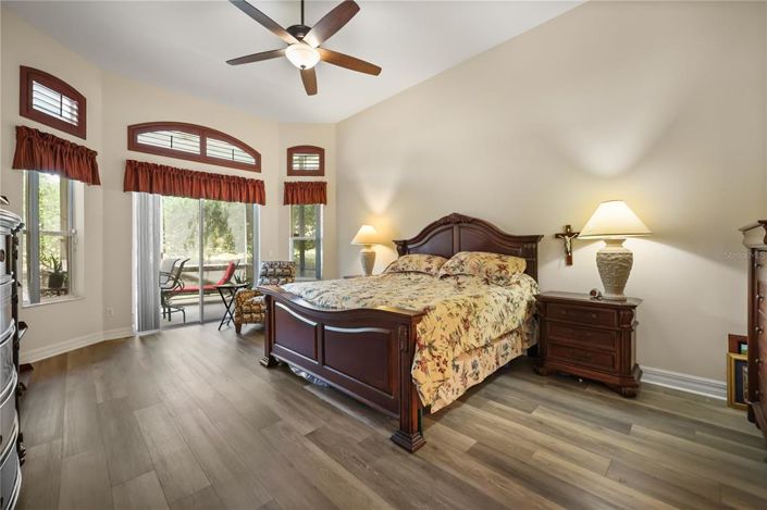 Image No.6-4 Bed House for sale
