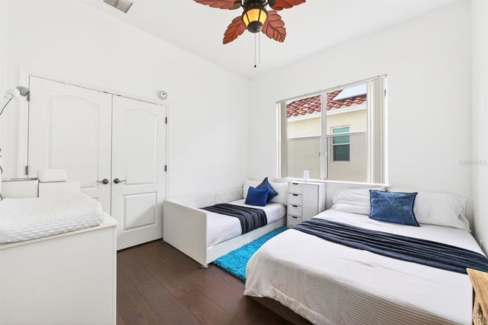 Image No.24-5 Bed House for sale