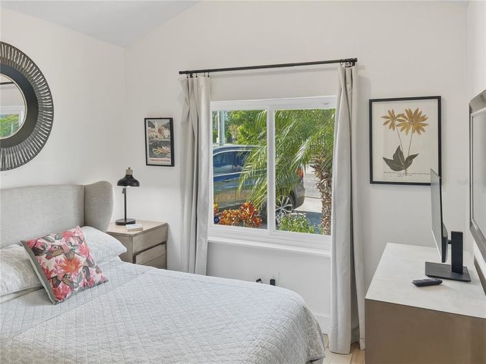 Image No.12-3 Bed House for sale