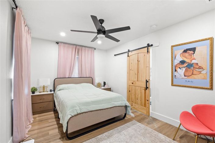 Image No.9-3 Bed House for sale