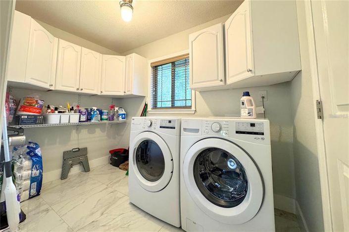 Image No.19-4 Bed House for sale