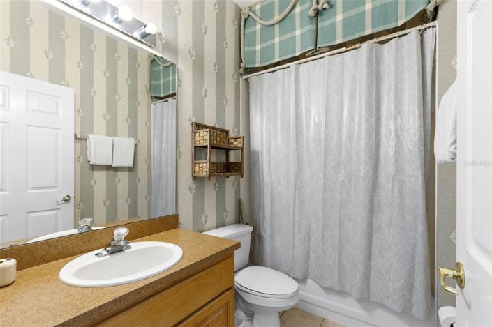 Image No.16-5 Bed House for sale