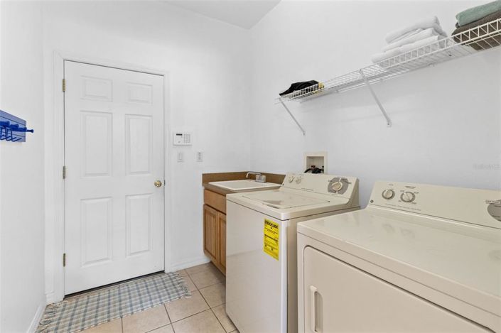 Image No.19-5 Bed House for sale