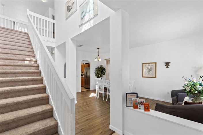 Image No.5-5 Bed House for sale