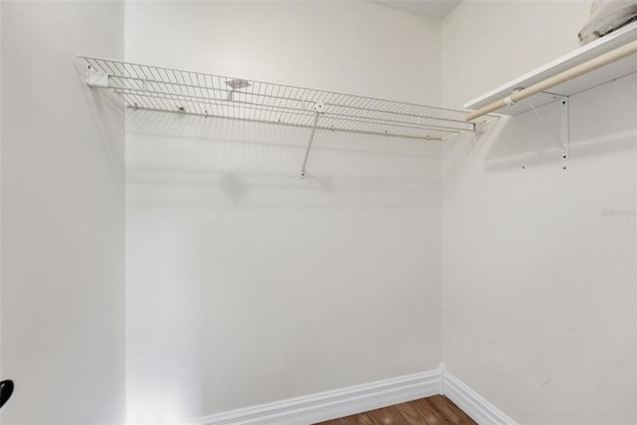 Image No.32-5 Bed House for sale