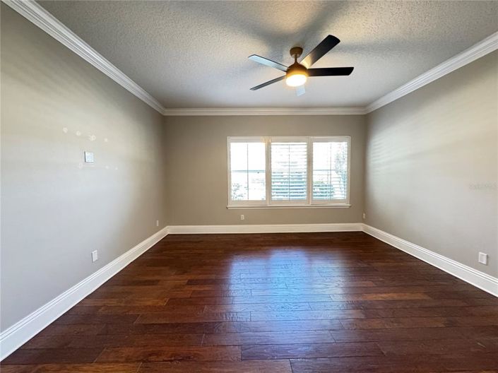 Image No.17-5 Bed House for sale