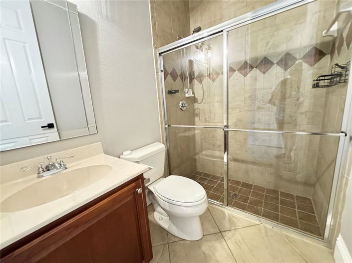 Image No.19-5 Bed House for sale