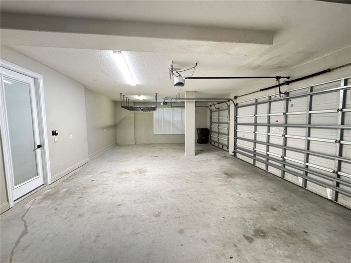 Image No.24-5 Bed House for sale
