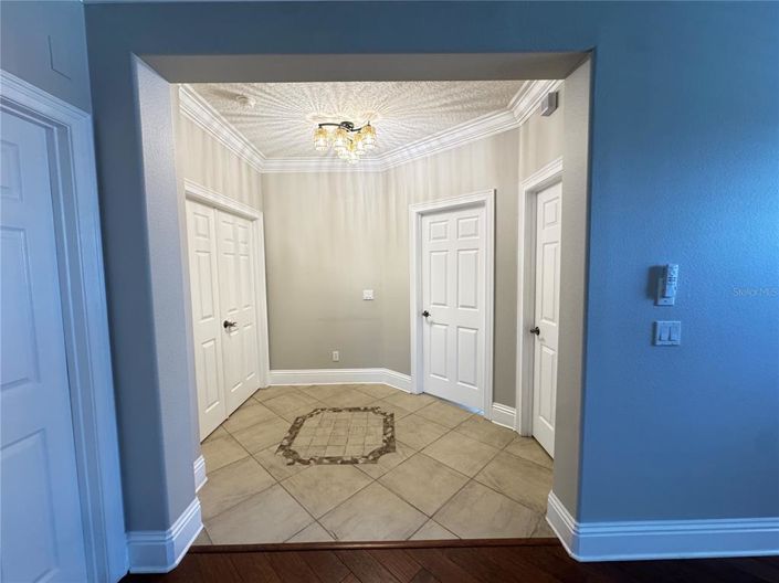 Image No.27-5 Bed House for sale
