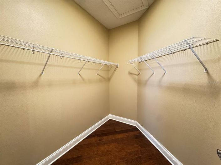 Image No.39-5 Bed House for sale