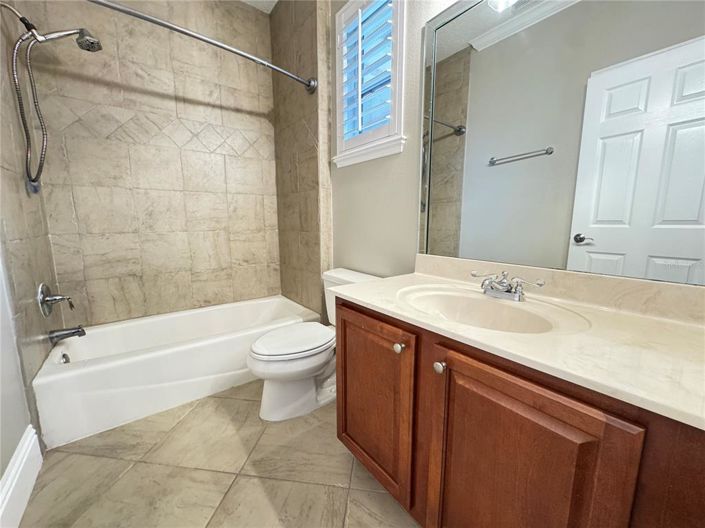 Image No.47-5 Bed House for sale