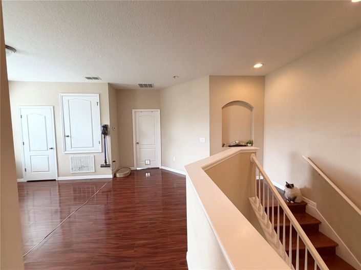 Image No.24-3 Bed House for sale
