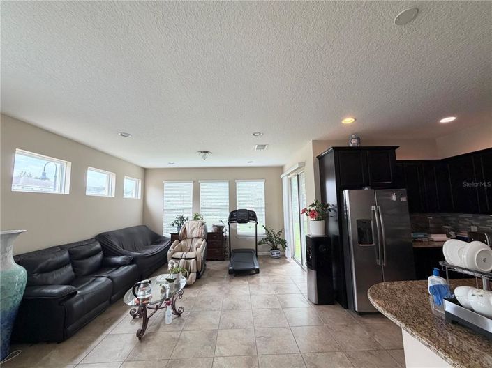 Image No.7-3 Bed House for sale