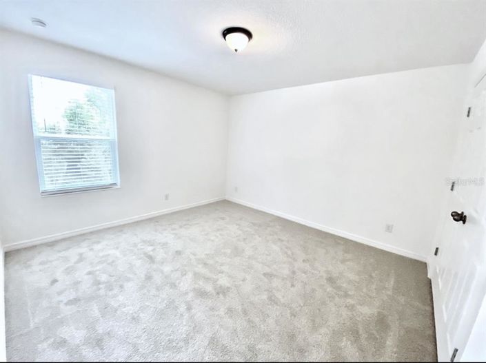 Image No.29-5 Bed House for sale