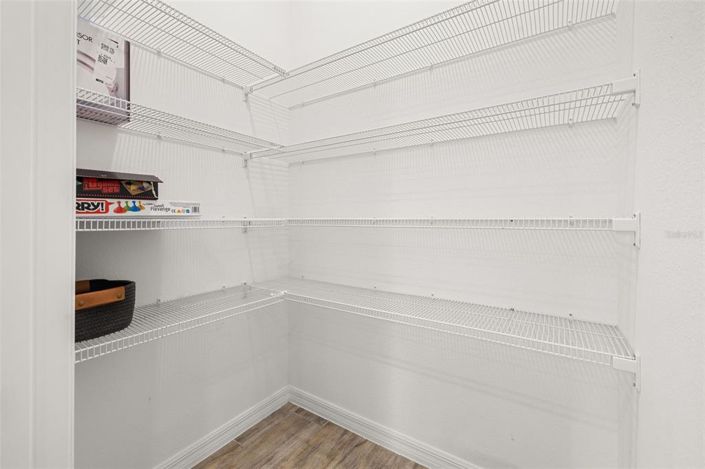 Image No.20-4 Bed House for sale
