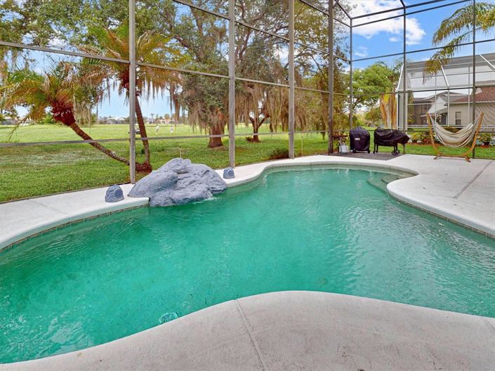 Image No.19-4 Bed House for sale