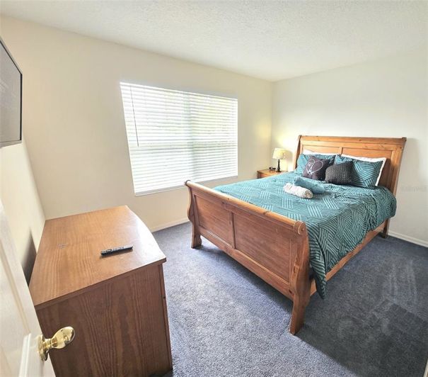 Image No.20-7 Bed House for sale