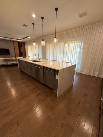 Image No.14-4 Bed House for sale