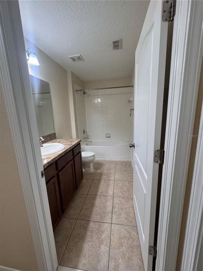 Image No.19-3 Bed Townhouse for sale