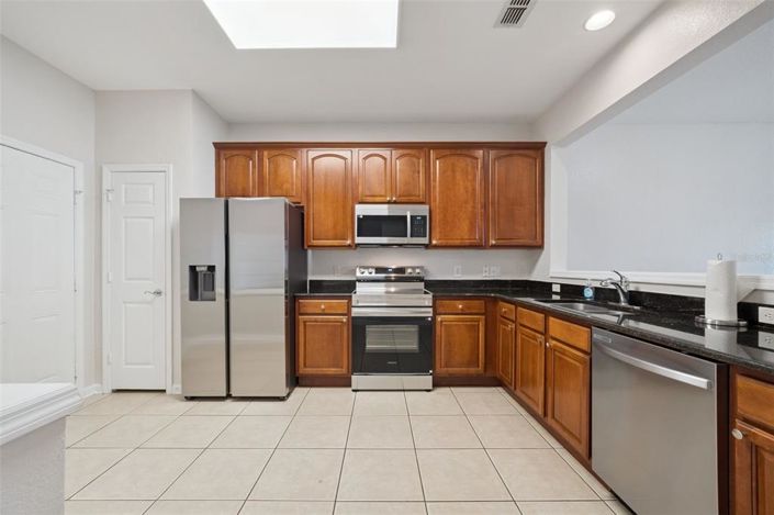 Image No.9-3 Bed Townhouse for sale