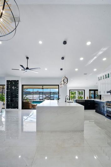 Image No.12-5 Bed House for sale