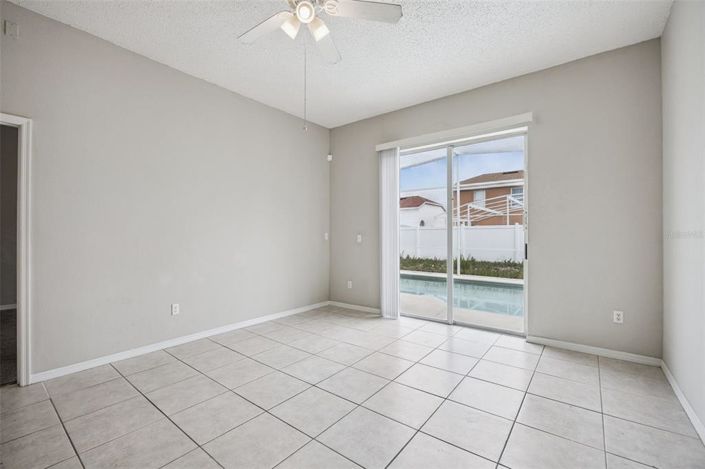 Image No.17-3 Bed House for sale
