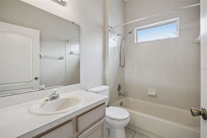 Image No.37-3 Bed House for sale