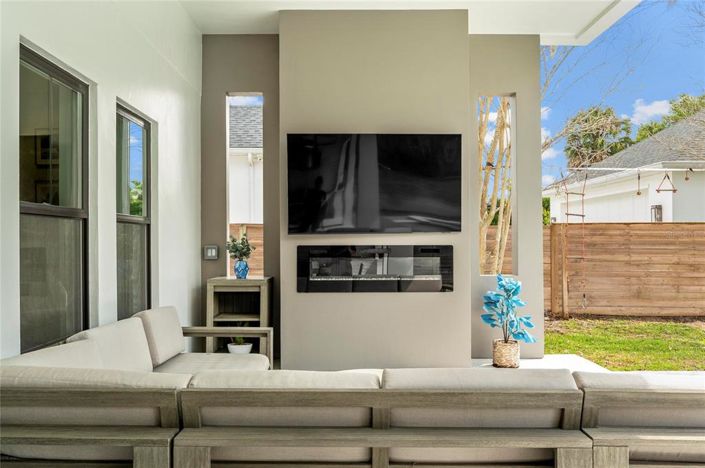 Image No.35-5 Bed House for sale