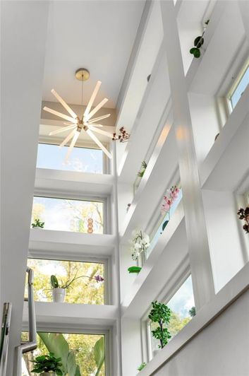 Image No.39-5 Bed House for sale