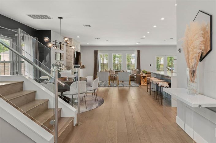 Image No.5-5 Bed House for sale