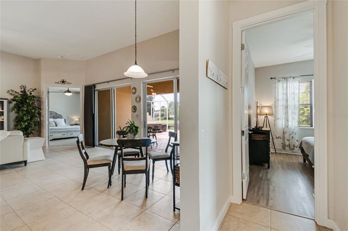 Image No.24-4 Bed House for sale